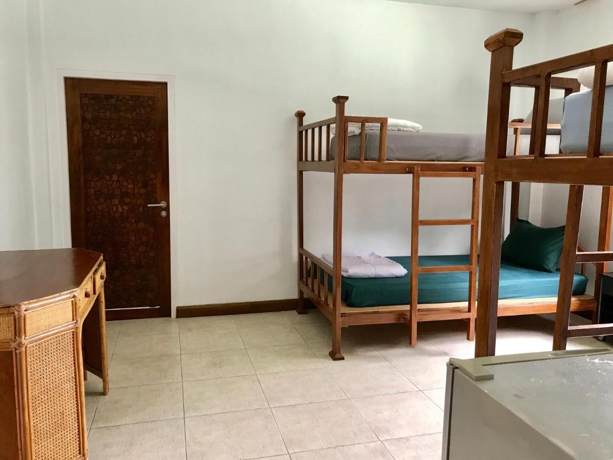 Хостел Hiranyika Cafe & Bed Самуй Екстер'єр фото