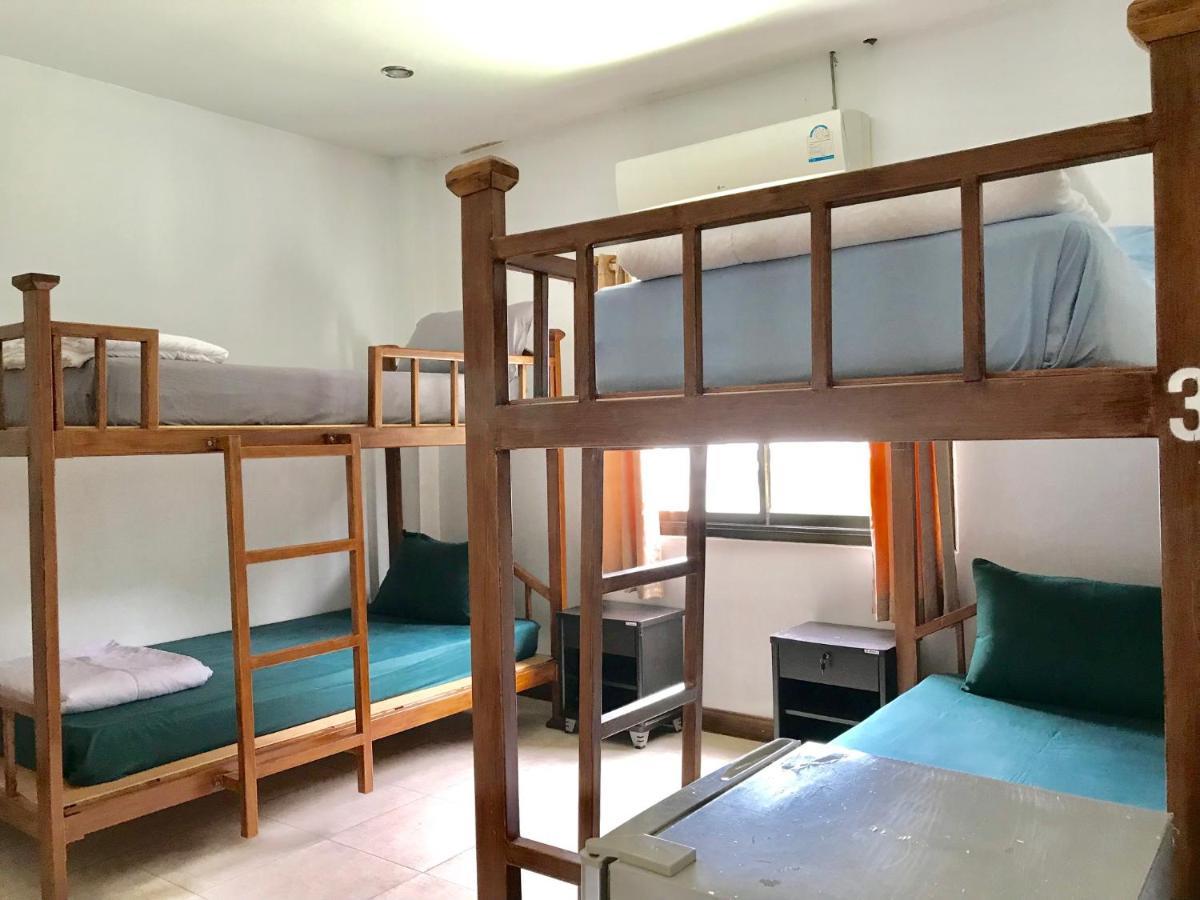 Хостел Hiranyika Cafe & Bed Самуй Екстер'єр фото